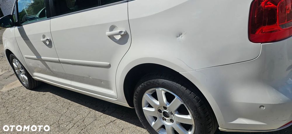 Volkswagen Touran 1.6 TDI DPF BlueMotion Technology DSG Life - 15