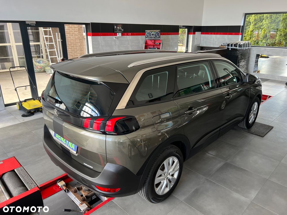 Peugeot 5008 PureTech 130 Stop & Start Allure Business-Paket - 9