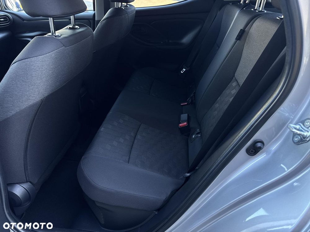 Toyota Yaris Hybrid 1.5 Style - 13