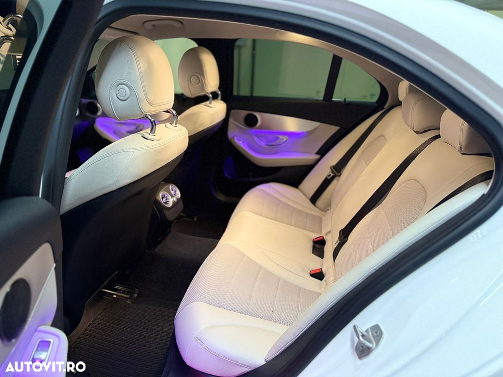 Mercedes-Benz C 180 7G-TRONIC - 13