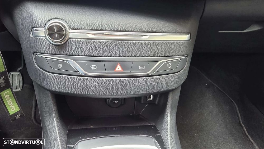 Peugeot 308 SW 1.5 BlueHDi Style - 19