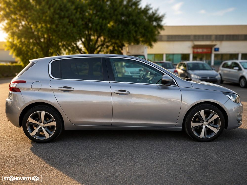 Peugeot 308 - 5