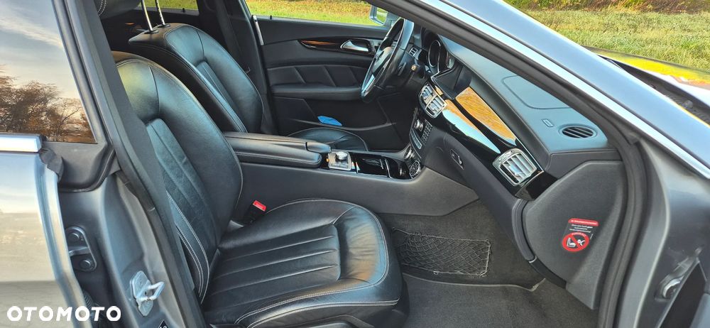 Mercedes-Benz CLS 250 CDI DPF BlueEFFICIENCY 7G-TRONIC - 20