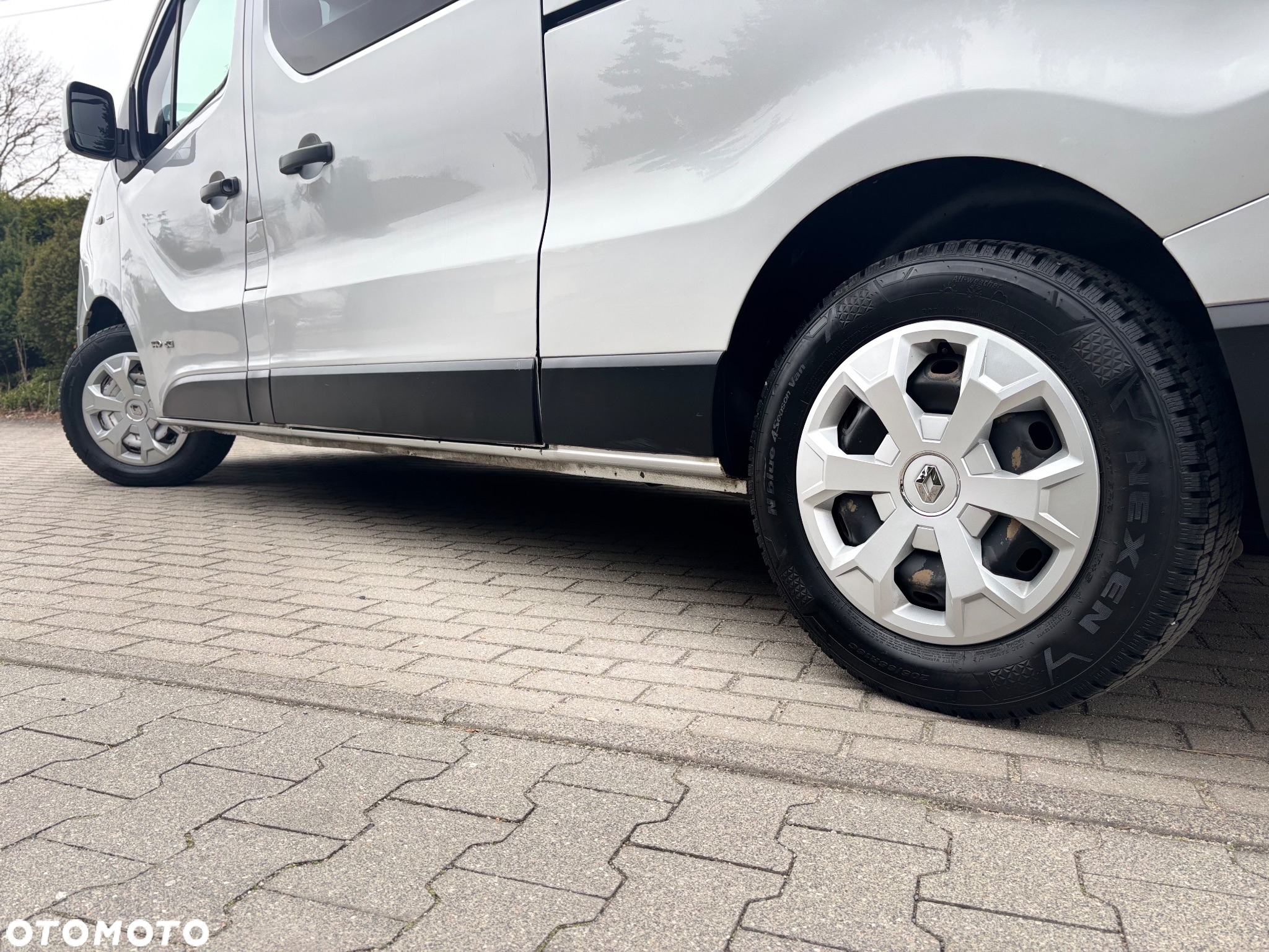 Renault TRAFIC LONG - 27