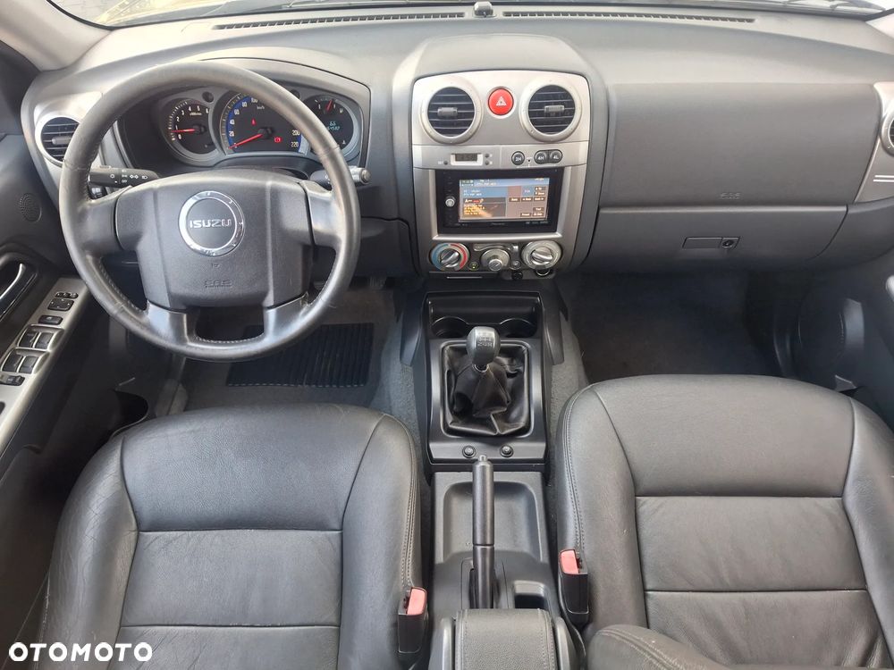 Isuzu D-Max 4x4 Double Cab Custom - 30