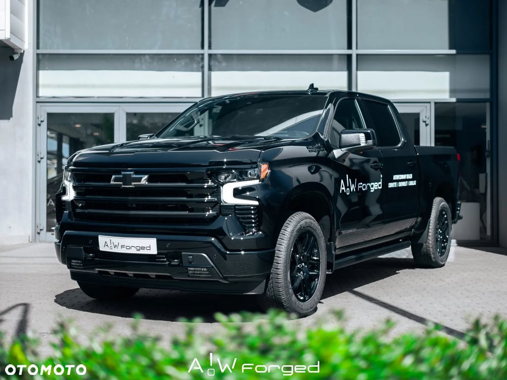 Chevrolet Silverado - 2