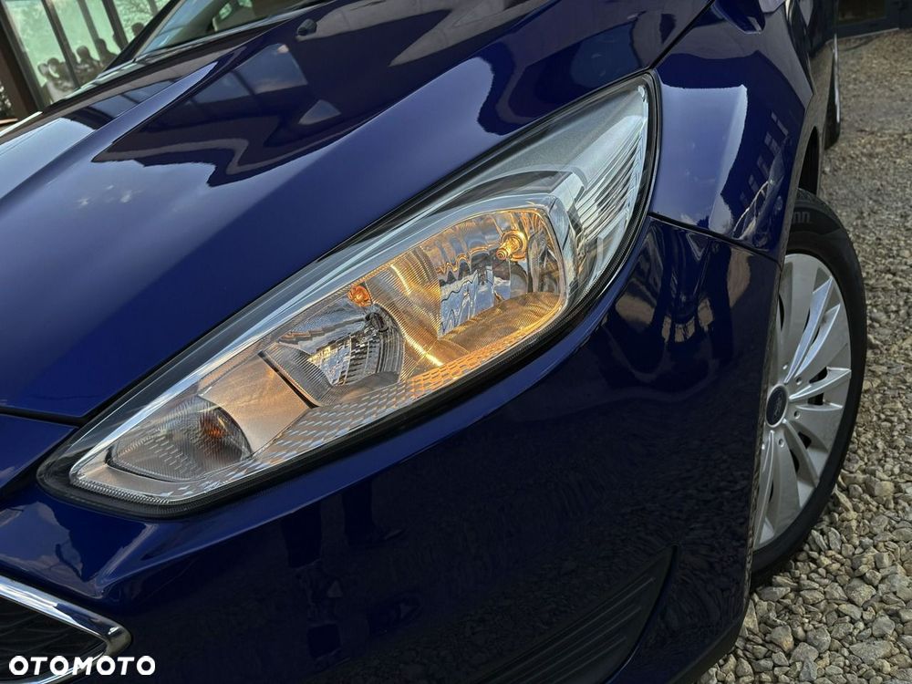 Ford Focus 1.6 Edition - 13