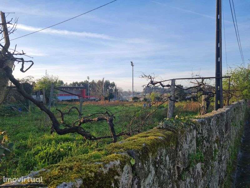 Vende-se Terreno Urbano - Grande imagem: 2/4