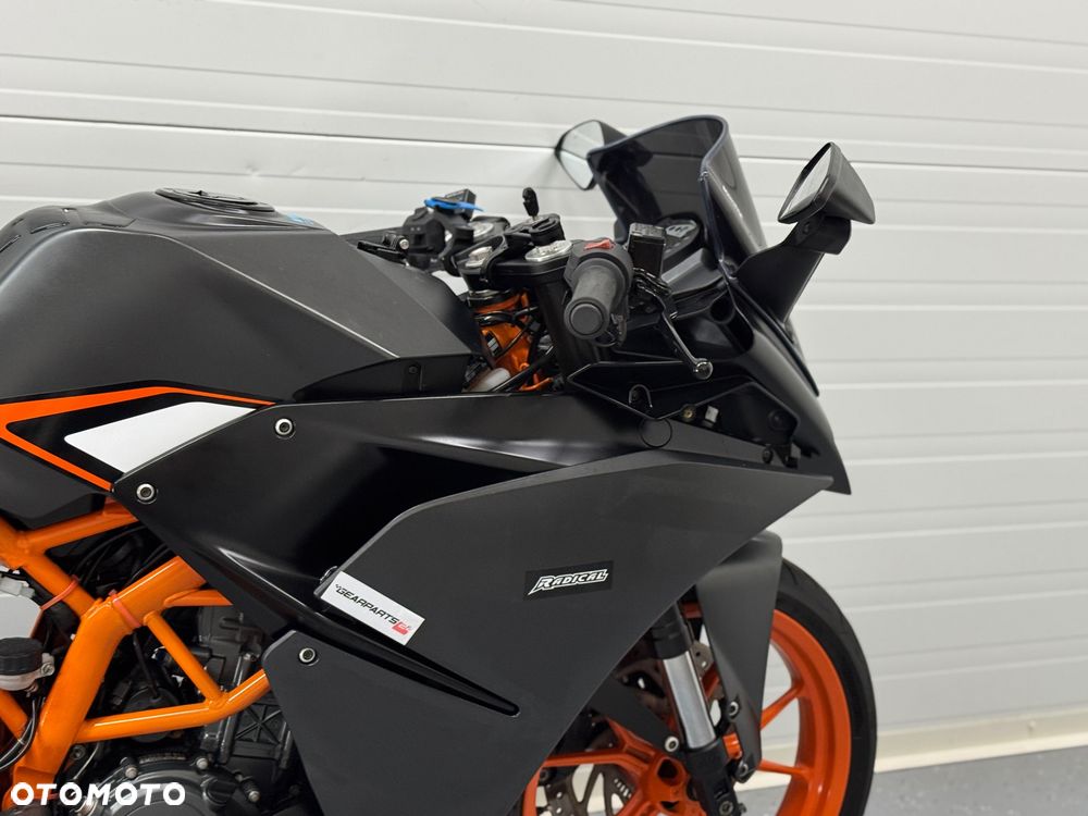 KTM RC 125 - 8