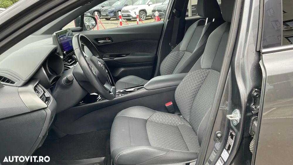 Toyota C-HR 2.0 HSD 184 CP 4x2 CVT Style - 36