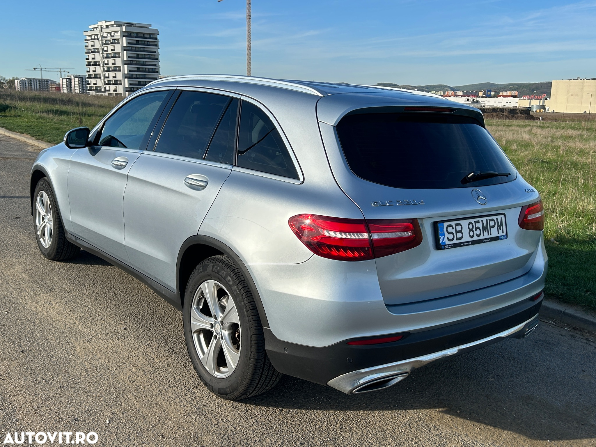 Mercedes-Benz GLC 220 d 4MATIC - 3