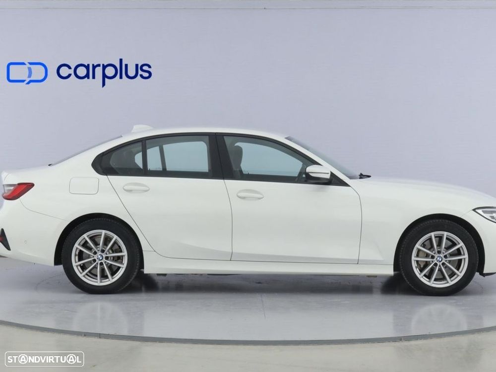 BMW 330 e Auto - 8