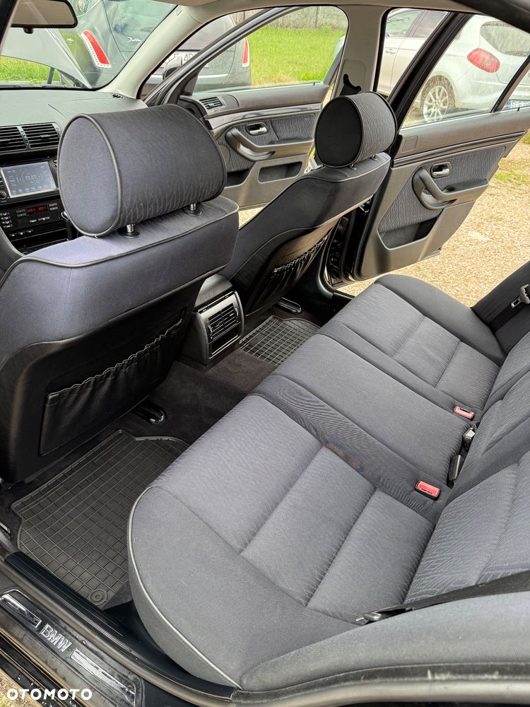 BMW Seria 5 - 16