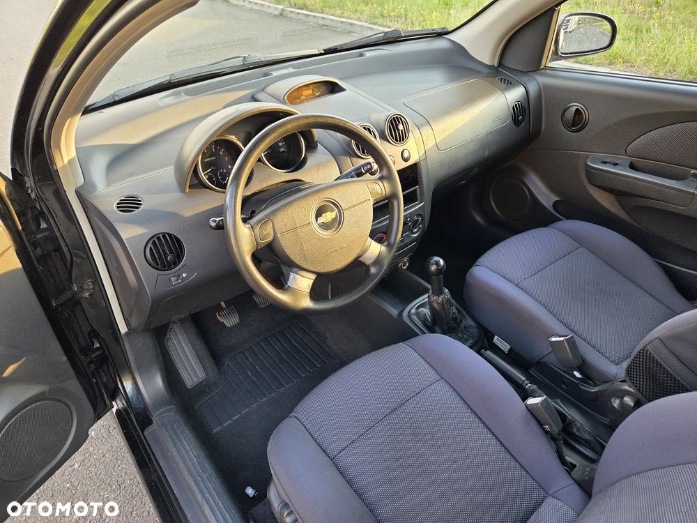Chevrolet Aveo - 6