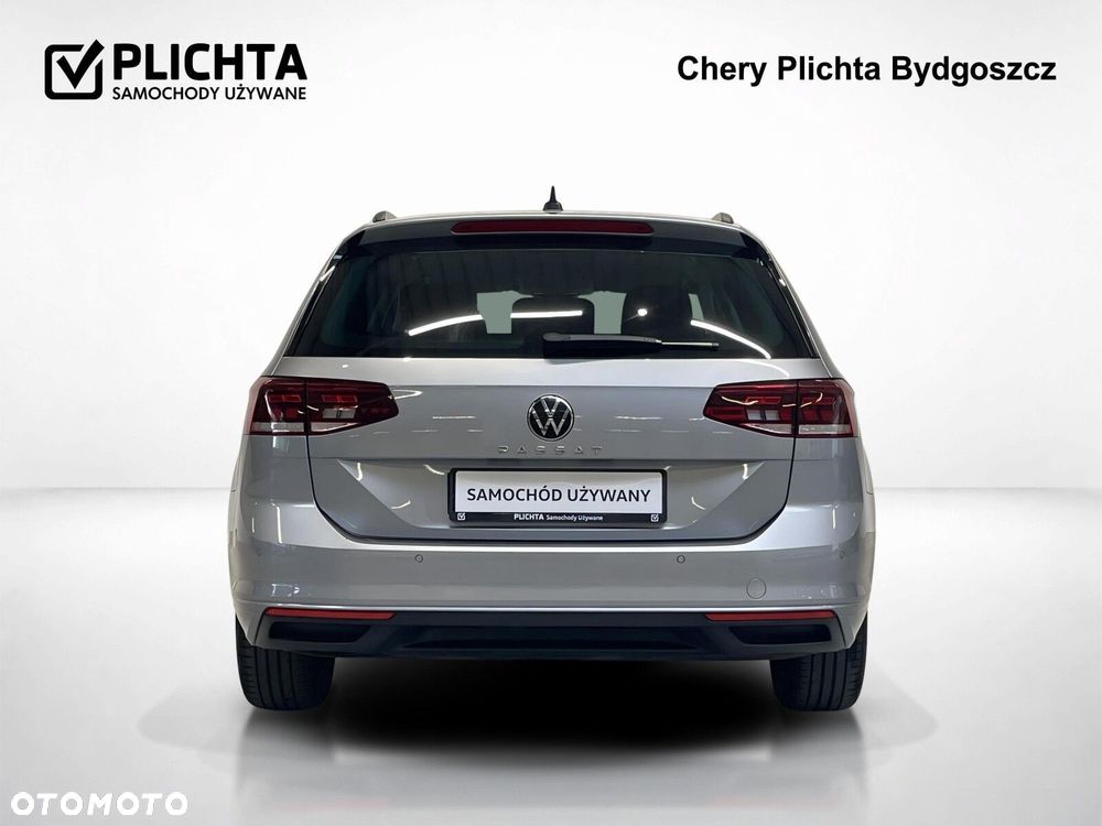 Volkswagen Passat - 5