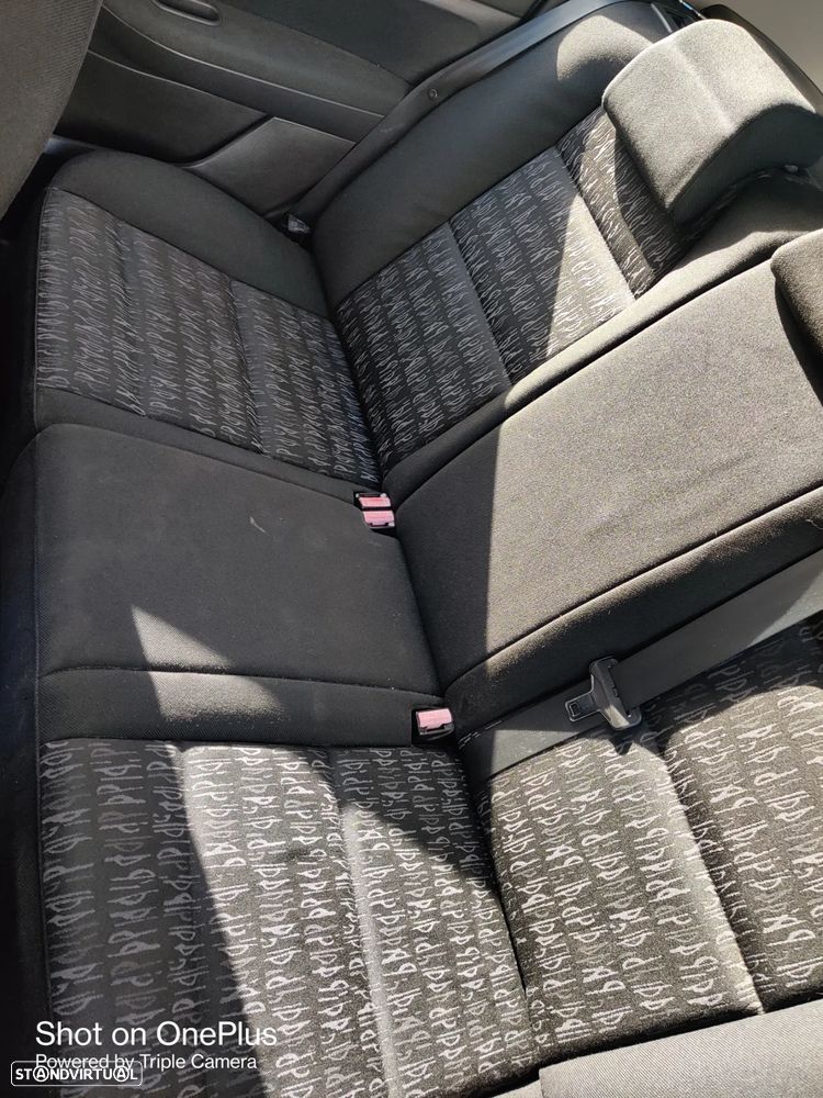 Peugeot 307 1.4 16V Premium - 4