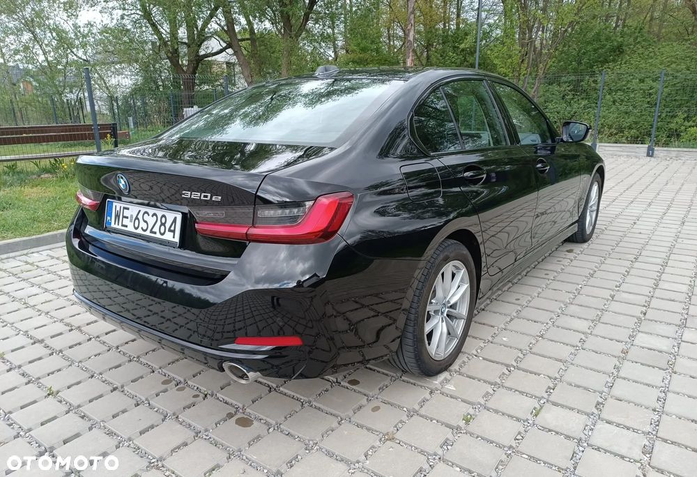 BMW Seria 3 320e Advantage - 8