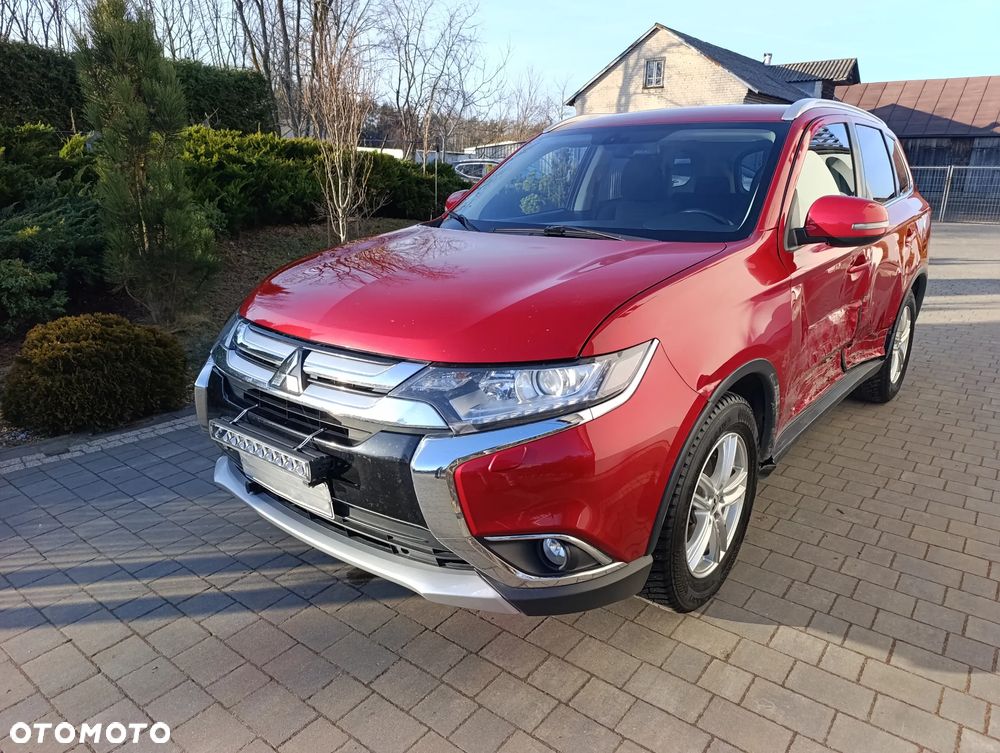 Mitsubishi Outlander 2.0 Instyle Navi CVT - 10