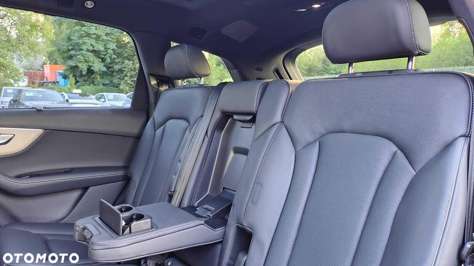 Audi Q7 - 16