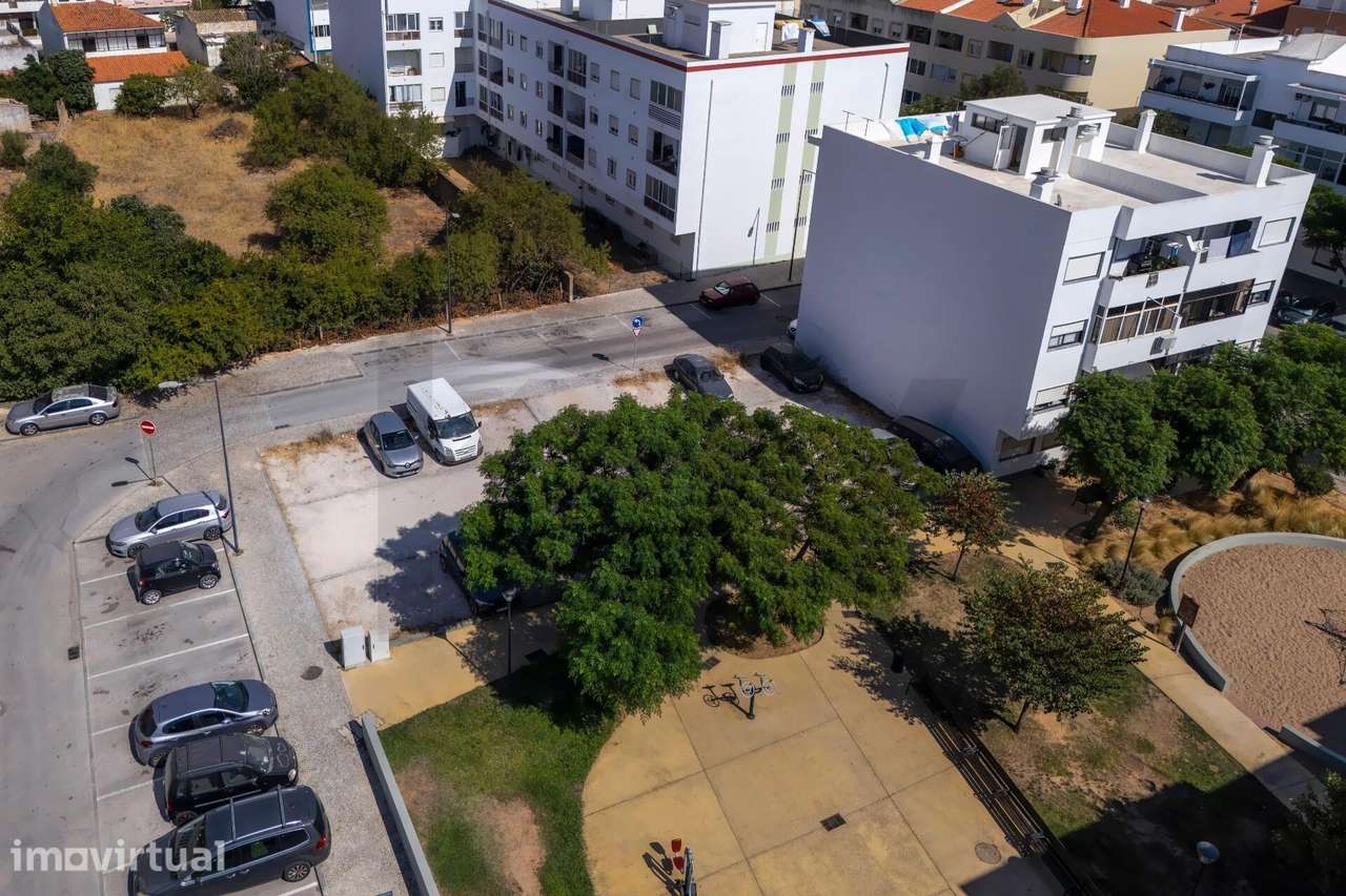 Oportunidade Imperdível em Loulé: Terreno para Construção de Prédio! - Grande imagem: 3/27