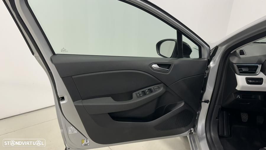 Renault Clio 1.0 TCe Evolution Bi-Fuel - 21