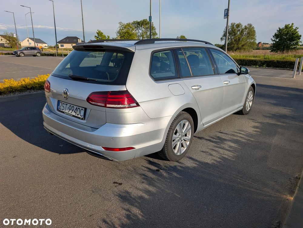 Volkswagen Golf 1.6 TDI BMT Comfortline - 3
