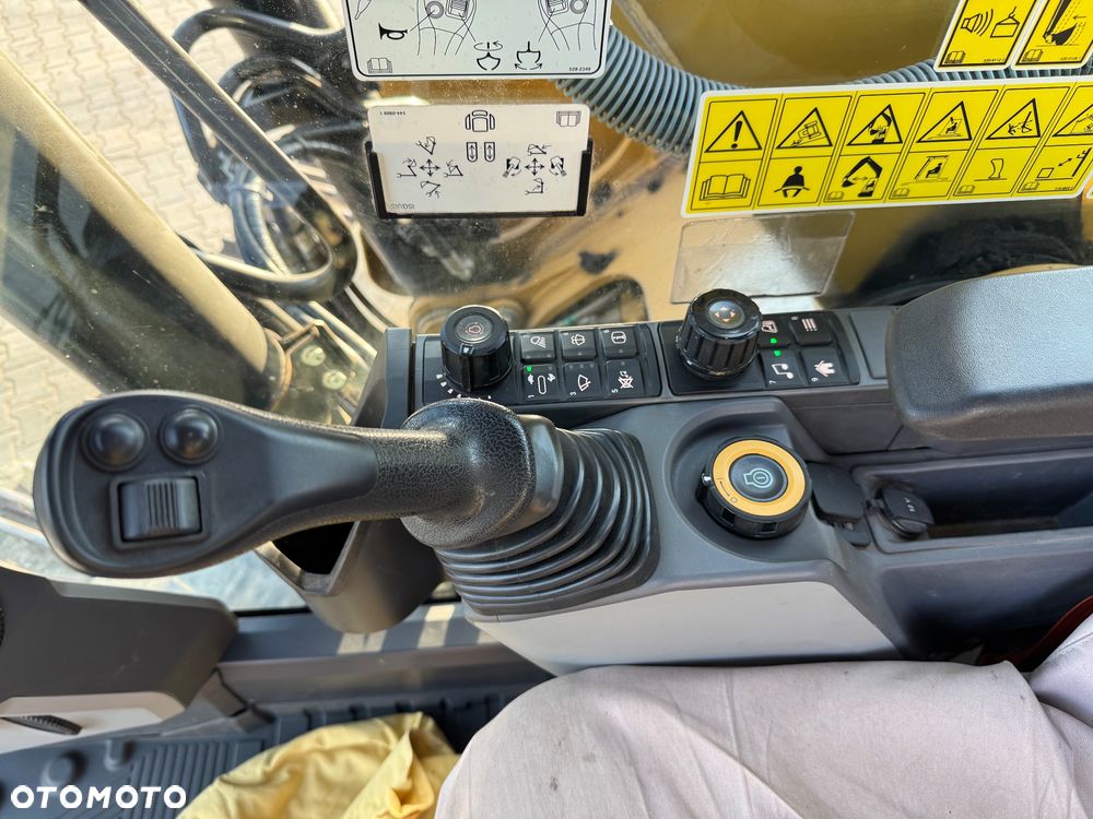 Caterpillar 320 NG New Generation , 323 - 12