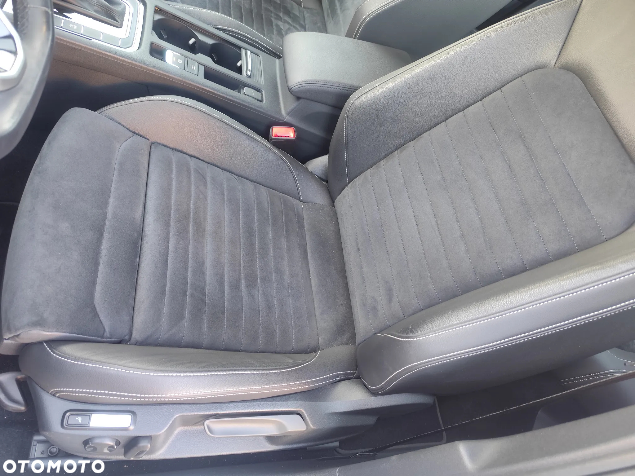 Volkswagen Passat Variant 1.5 TSI OPF DSG Business - 23