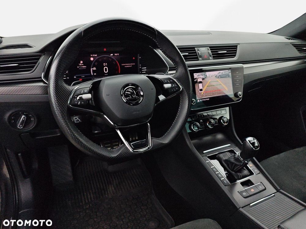 Skoda Superb 2.0 TSI 4x4 Sportline DSG - 19