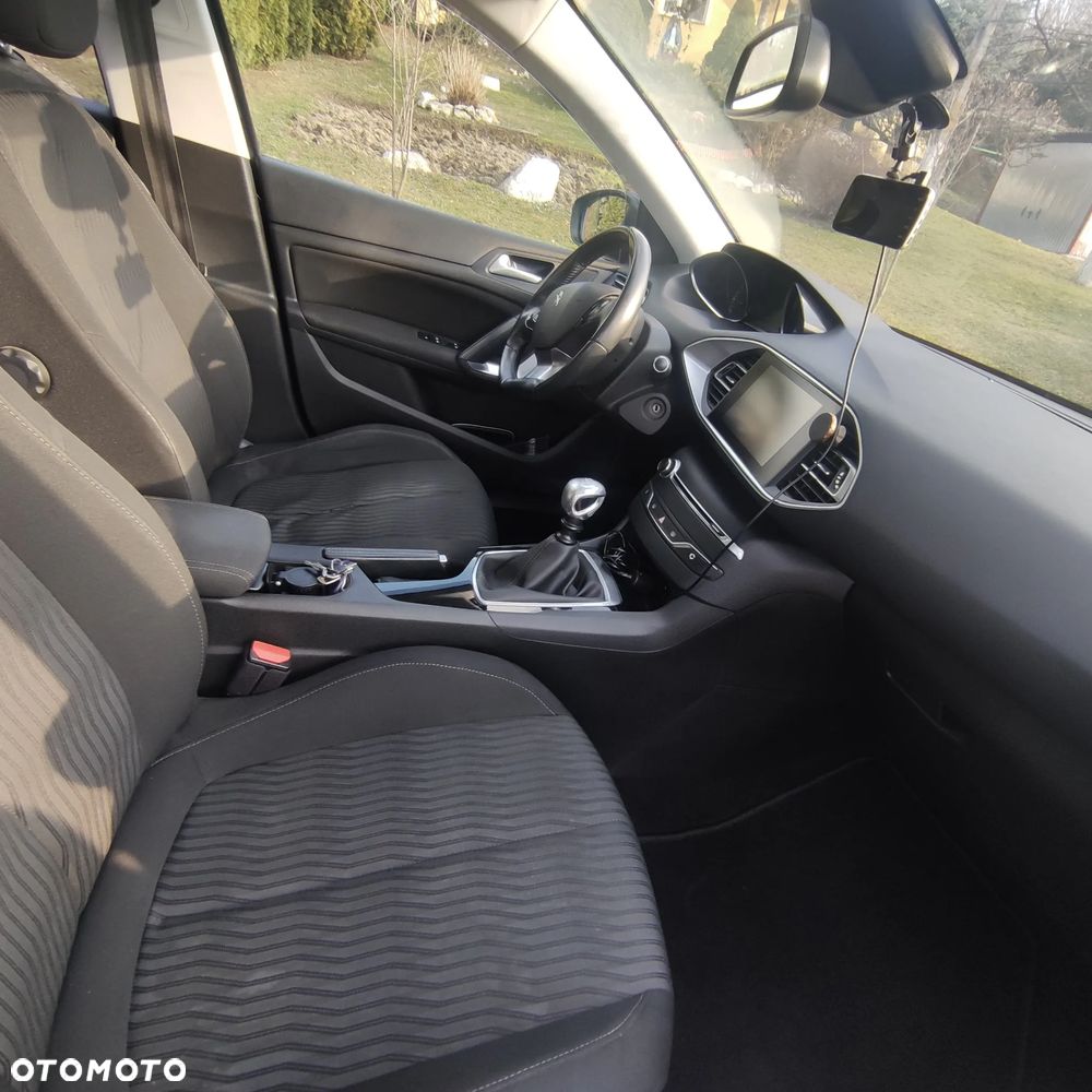 Peugeot 308 BlueHDi 120 Stop & Start Allure - 6