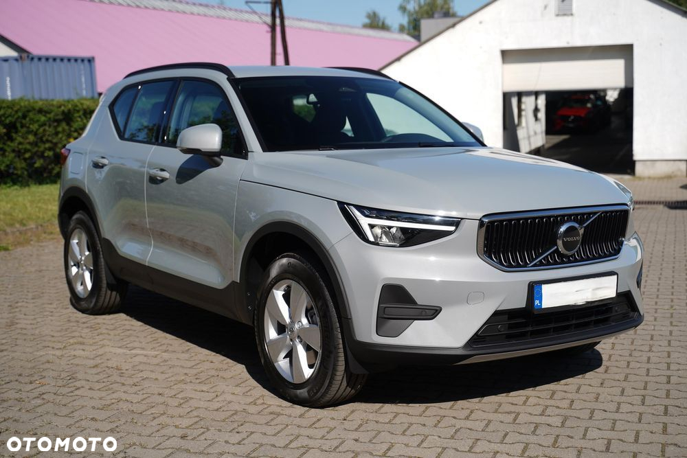 Volvo XC 40 B3 Essential - 3