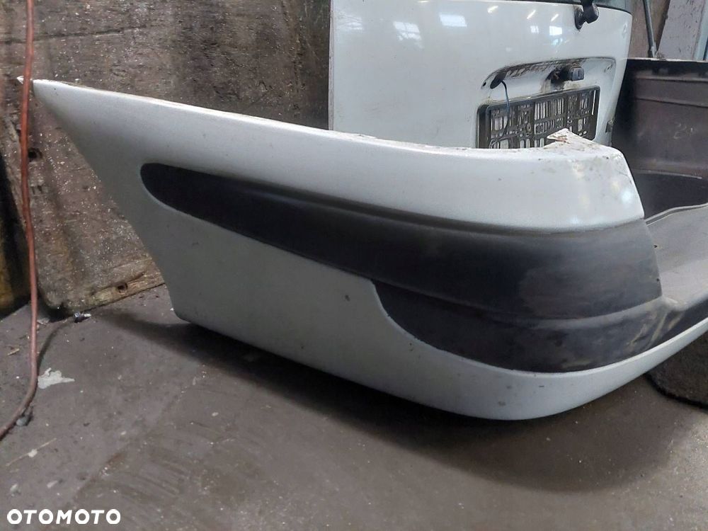 KOMPLETNY TYŁ KLAPA BAGAŻNIKA ZDERZAK LAMPY MEGANE I LIFT KOMBI 0389 - 6