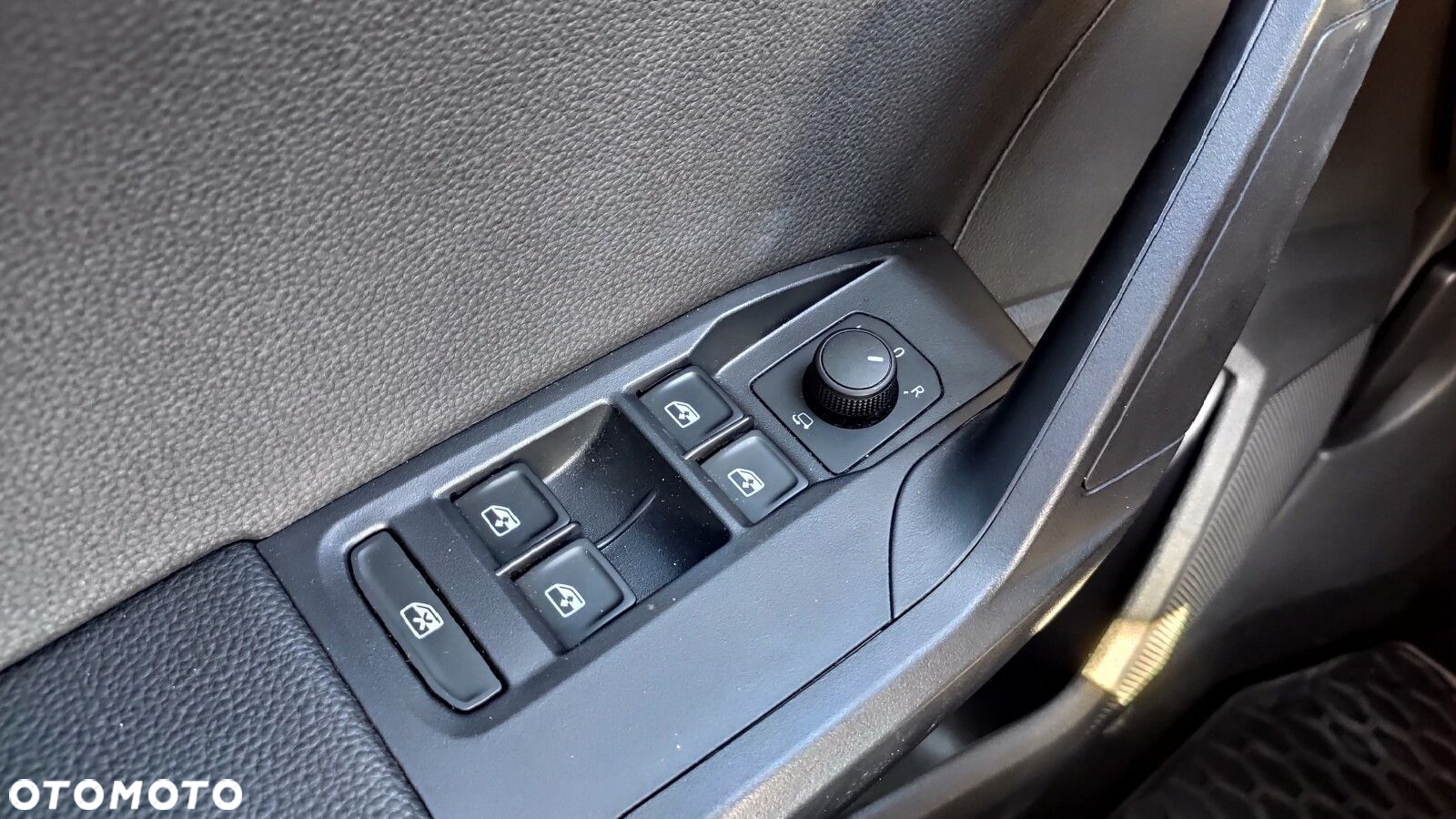 Seat Arona - 35