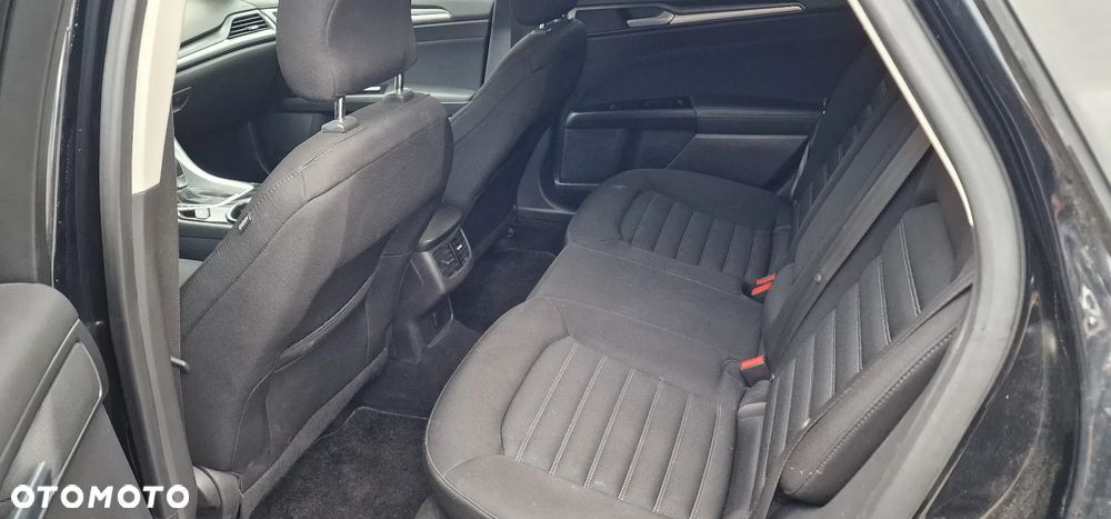 Ford Mondeo 2.0 TDCi Ambiente Plus PowerShift - 13