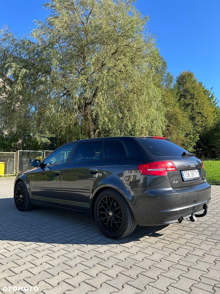 Audi A3 Sportback 1.6 TDI DPF Ambition - 5