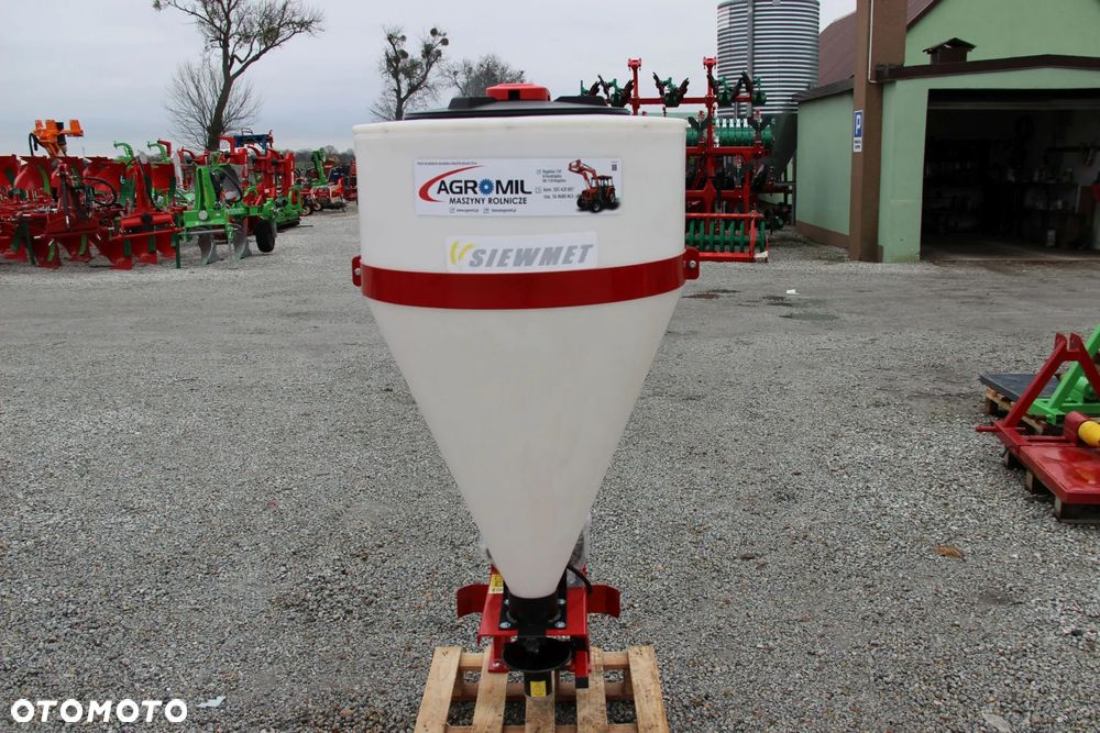 Siewnik siewniki poplonów do poplonu z mieszadłem 180 l SIEWMET Promocja - 3