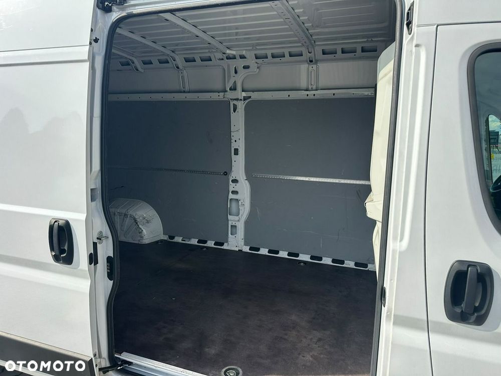 Opel Movano - 13