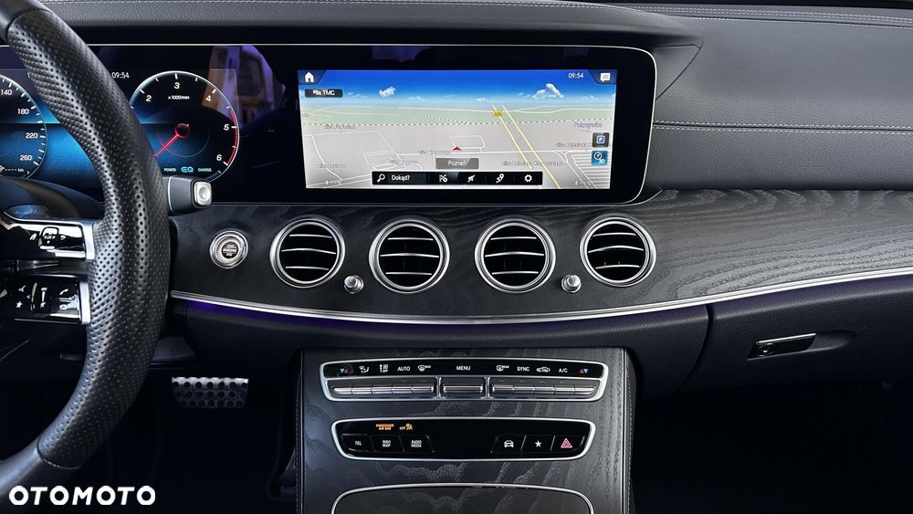 Mercedes-Benz Klasa E - 17