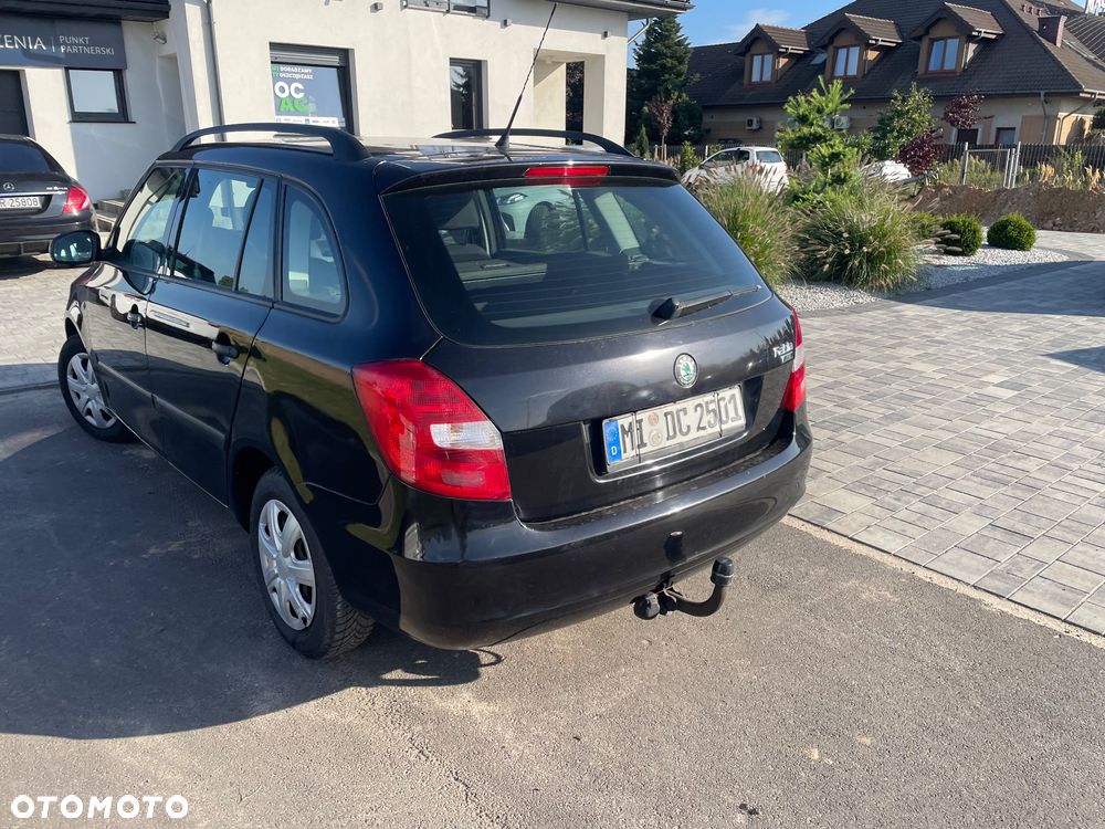 Skoda Fabia - 10