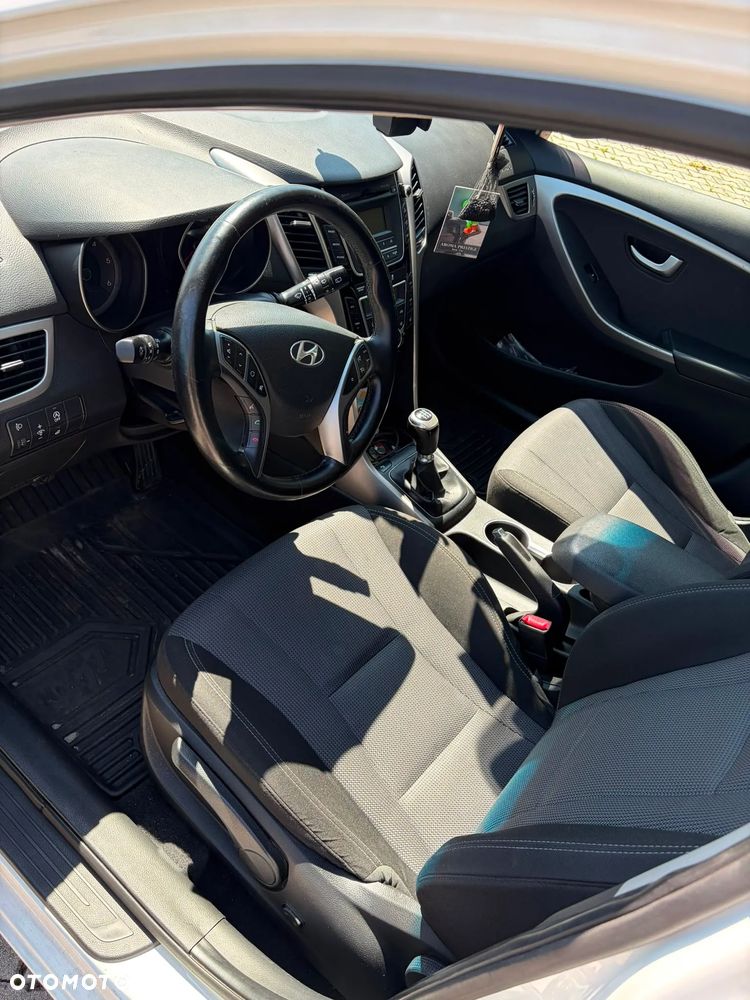 Hyundai i30 1.6 CRDi Classic - 5