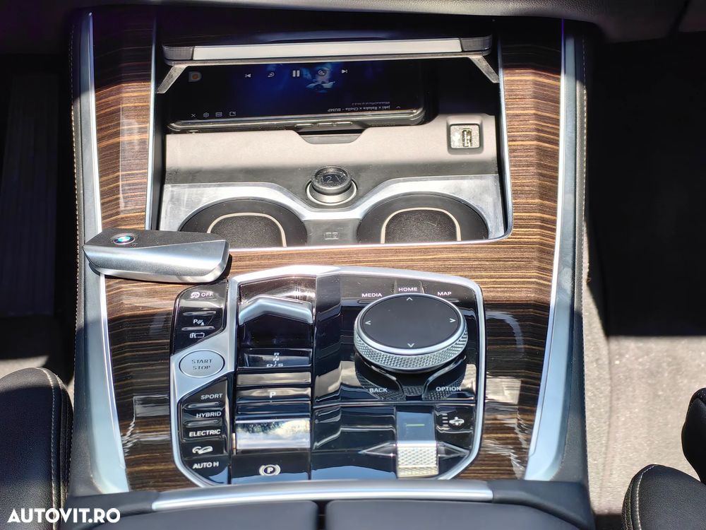 BMW X5 xDrive50e - 29