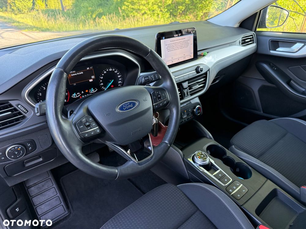 Ford Focus 1.0 EcoBoost Titanium - 22