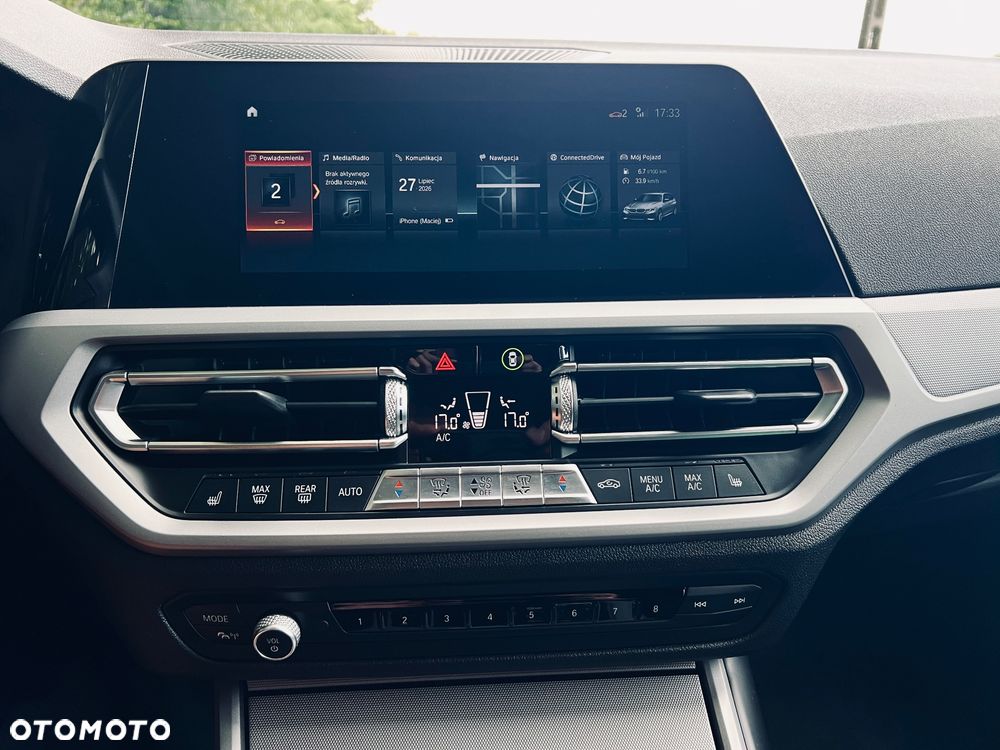 BMW Seria 3 318d Edition Luxury Line Purity - 12