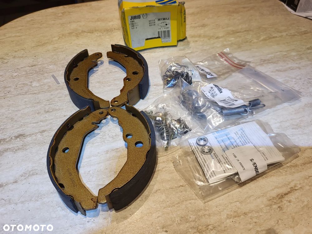 Szczęki Hamulcowe FORD FIESTA II, FIESTA/HATCHBACK 1.0-1.6D 10.77-11.89 178x32 - 1