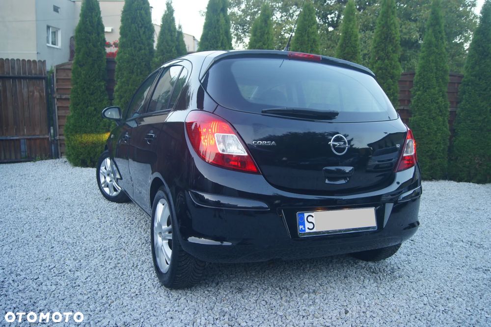 Opel Corsa 1.2 16V Enjoy - 2