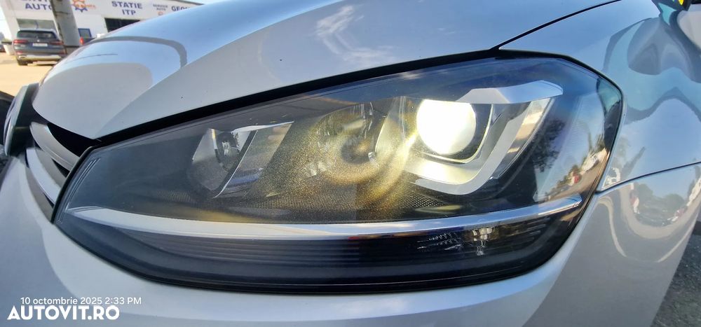 Volkswagen Golf 1.6 TDI BlueMotion Technology DPF Highline - 17