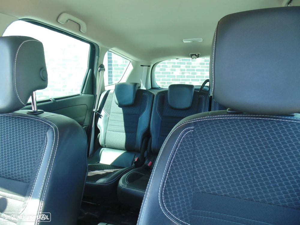 Renault Grand Scénic 1.6 dCi Bose Edition SS - 34