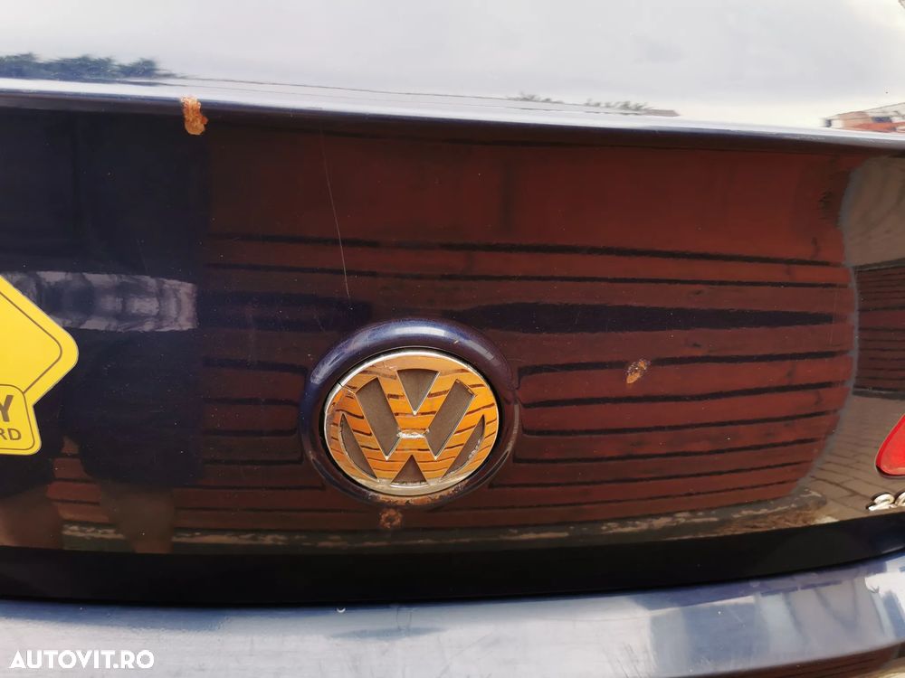 Volkswagen Passat - 21