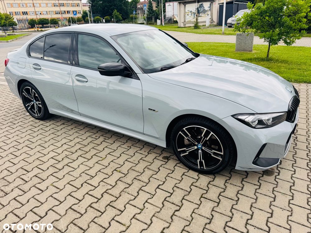 BMW Seria 3 320e PHEV M Sport - 10