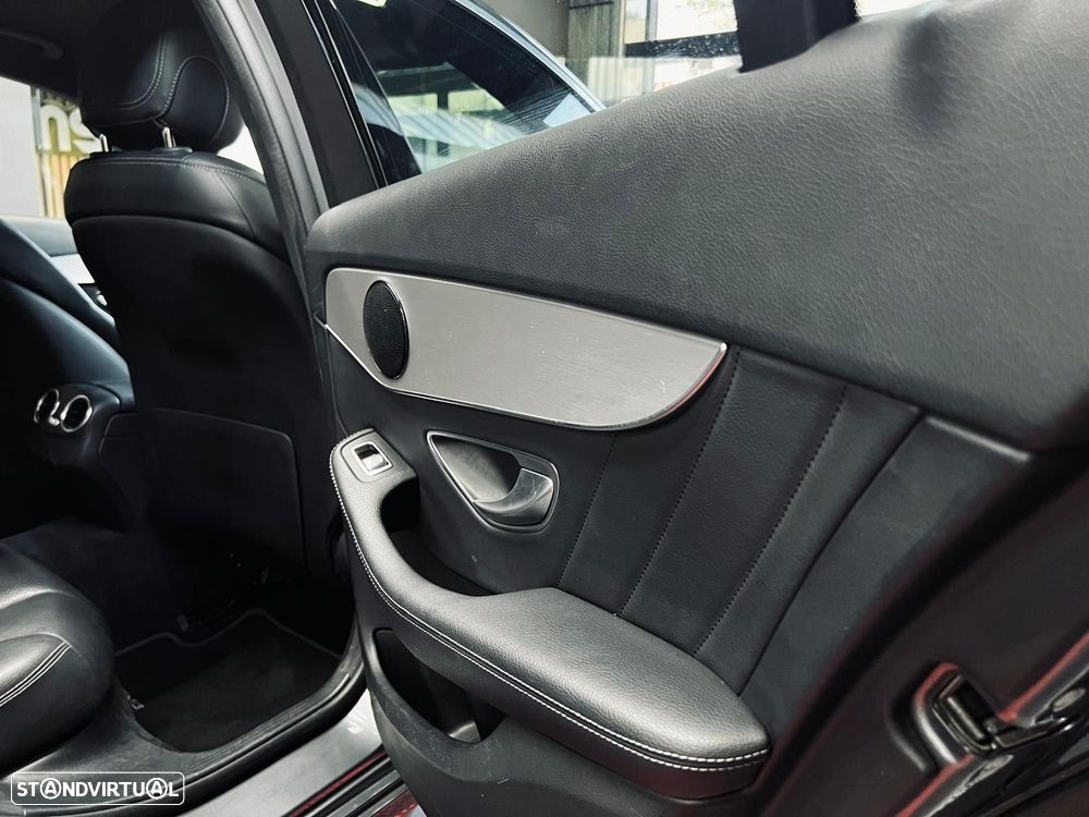 Mercedes-Benz C 300 de AMG Line - 47